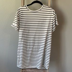Shein black and white striped dress size M